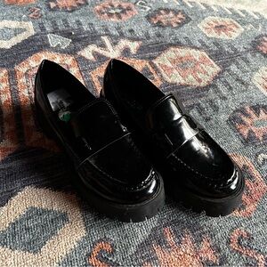 GUESS Patent Leather Lug Loafers - Size 7.5